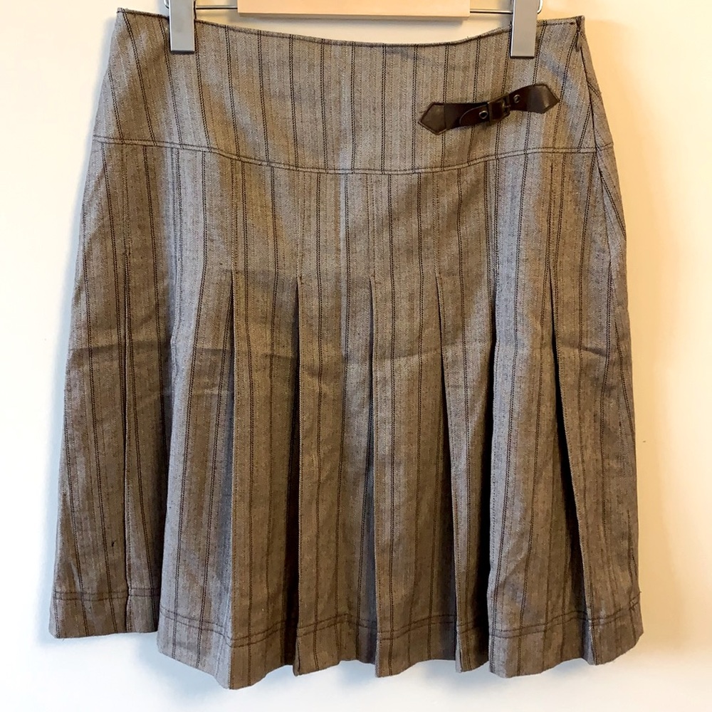 Pleated skirt